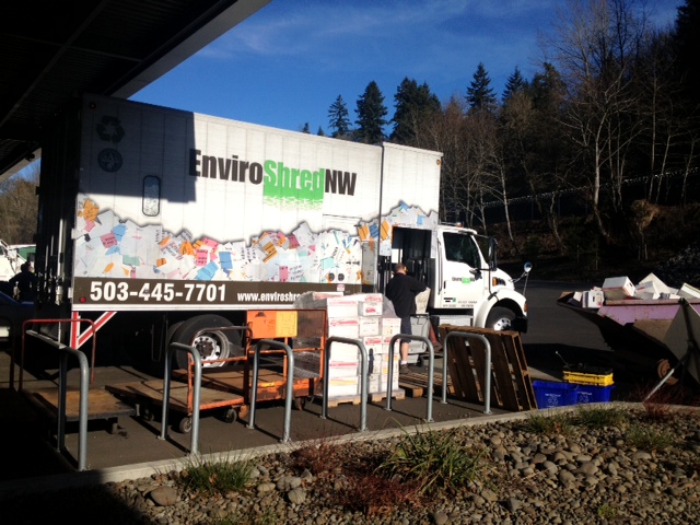 Shredding & Recycling Office Paper at R.S. Davis Oregon